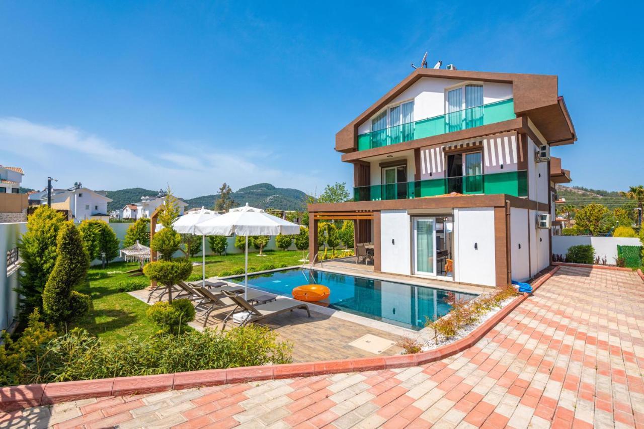 4 Beds, Luxury Holiday Villa In Hisaroenue Oeluedeniz Villa Mia Фетие Екстериор снимка