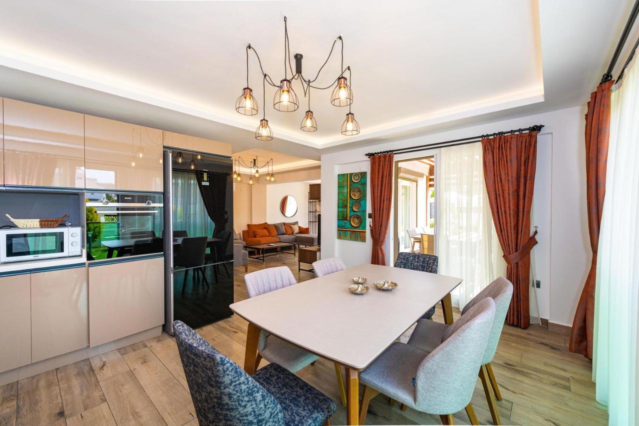 4 Beds, Luxury Holiday Villa In Hisaroenue Oeluedeniz Villa Mia Фетие Екстериор снимка